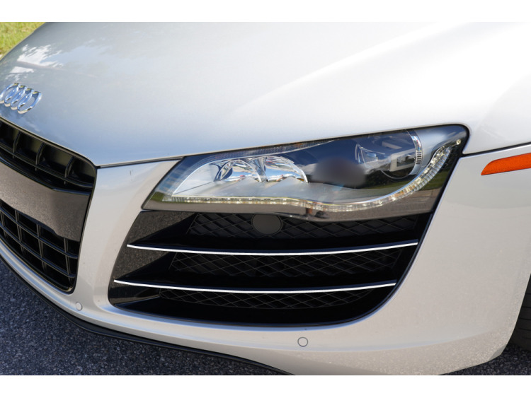 Chrome moulding trim for vents Audi R8