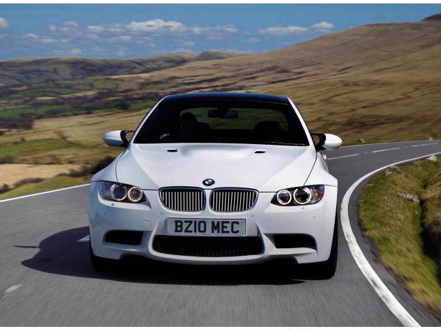 Radiator grill chrome trim compatible with BMW M3 E90 Berline 0708 BMW M3 E90 Berline LCI 0811 BMW M3 E92 Coupé 0710 BMW M3 E92 Coupé LCI 0913 BMW M3 E93 Cabriolet 0810 BMW M3 E93 Cabriolet LCI 0913