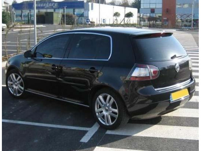 Side windows chrome trim