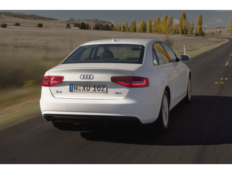 Trunk chrome trim Audi A4 s&eacute;rie 3 phase 2 11-15