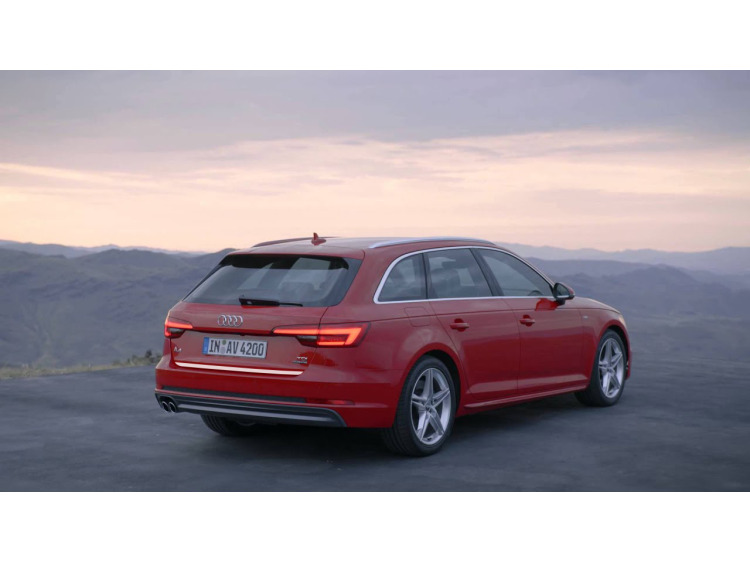 Trunk chrome trim Audi A4 s&eacute;rie 4 avant 15-26