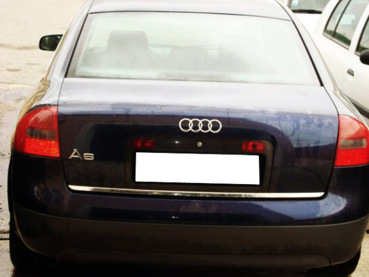 Trunk chrome trim Audi A6 S&eacute;rie 2 97-01 A6 S&eacute;rie 2 Avant 97-05 A6 S&eacute;rie 2 Phase 2 01-04 A6 S&eacute;rie 2 P