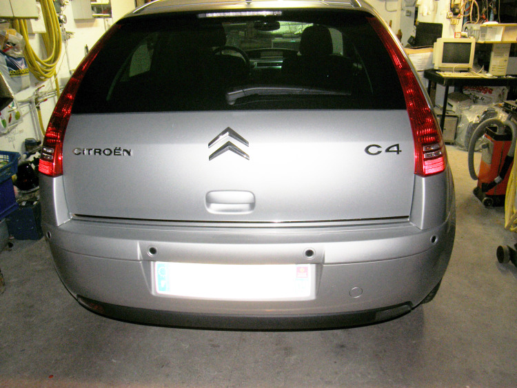 Trunk chrome trim Citro&euml;n C4 04-11 Citro&euml;n C4 Berline Citro&euml;n C4 Coup&eacute; Citro&euml;n C4 Picasso (07-12)