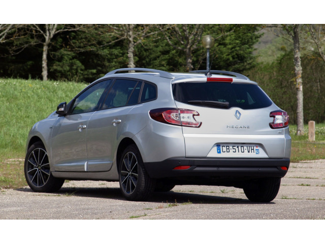 Trunk chrome trim Renault Mégane III estate 0912