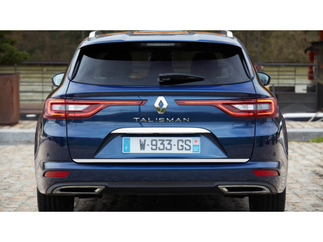 Trunk chrome trim Renault Talisman