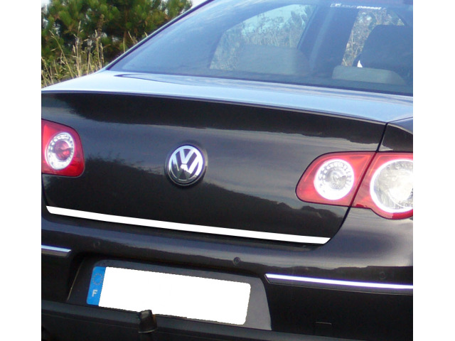 Trunk chrome trim VW Passat 0510 VW Passat 1026 VW Passat 9505