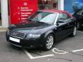 Upper radiator grill chrome trim Audi A4 s&eacute;rie 1 94-98 Audi A4 s&eacute;rie 2 00-04 Audi RS4 00-01 Audi S4 03-08 s&eacute;rie 2 Audi S4 08-11 s&eacute;rie 3 Audi S4 11-16 s&eacute;rie 3 phase 2 Audi S4 16-26 s&eacute;rie 4 Audi S4 97-01 s&eacute;rie 1